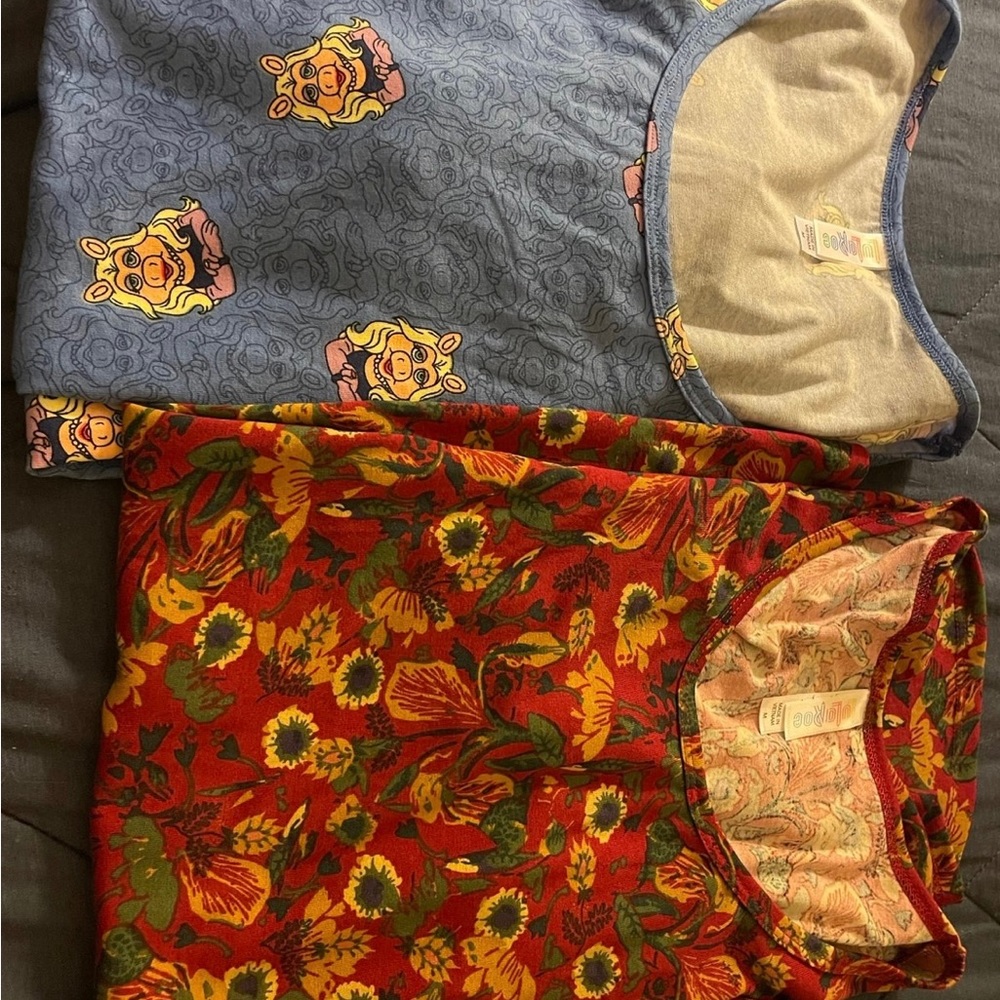 2 Brand new lularoe classic T’s size medium